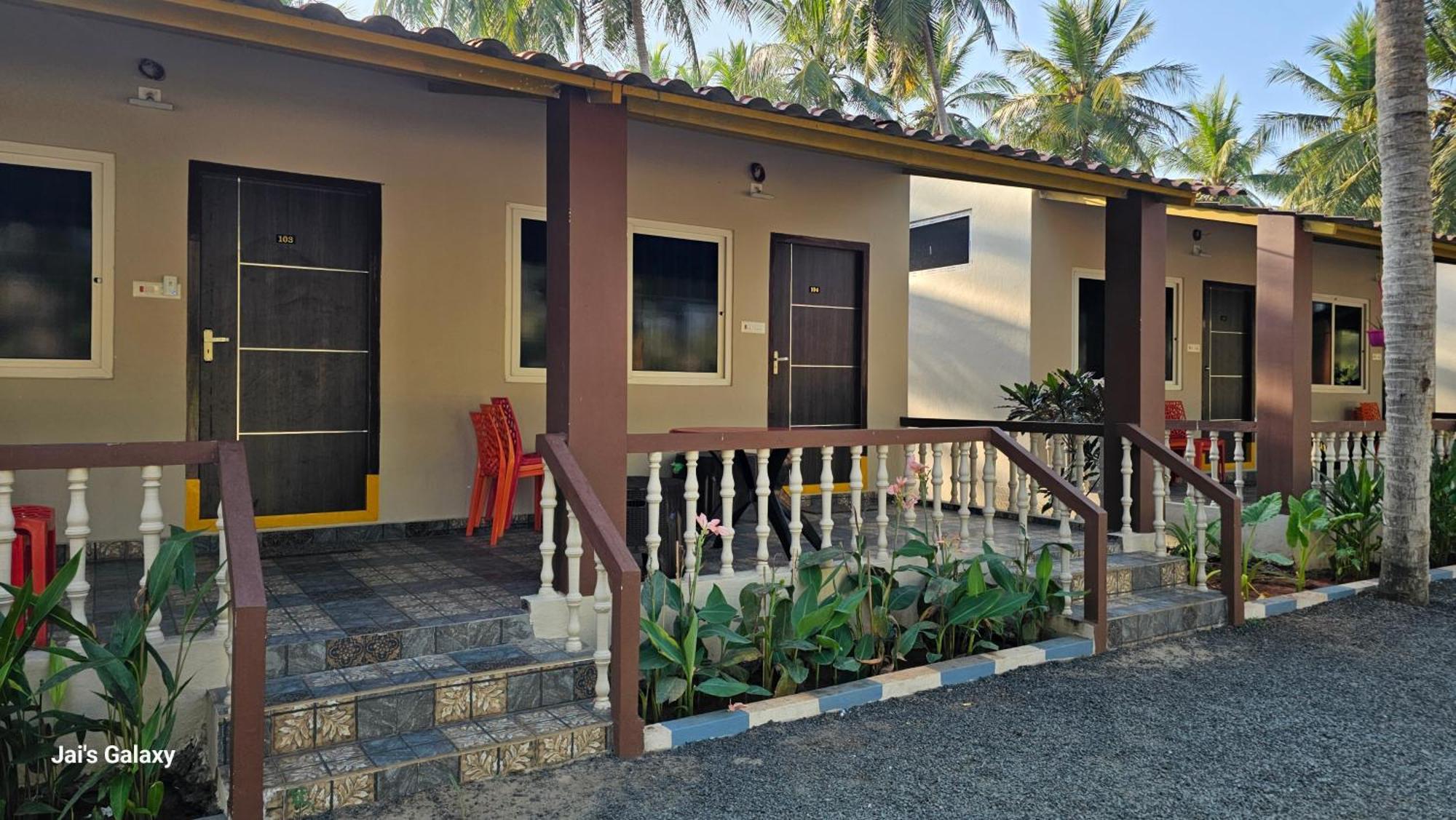 Coastline Beach Resort Perupalem Exterior foto